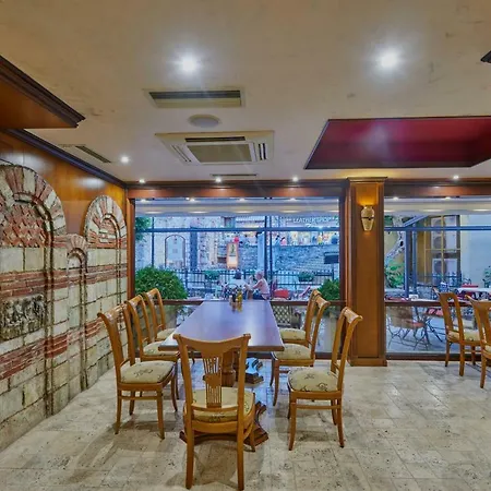 Saint John Baptist 4*