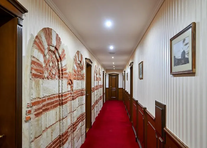 Hotel Saint John Baptist 4*