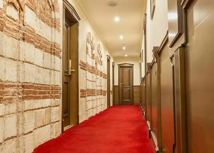 Saint John Baptist Hotel